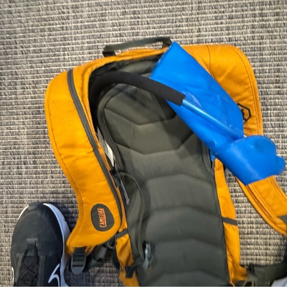 CamelBak Gambler Adventure Backpack with Hydration System - Picture 3 of 5